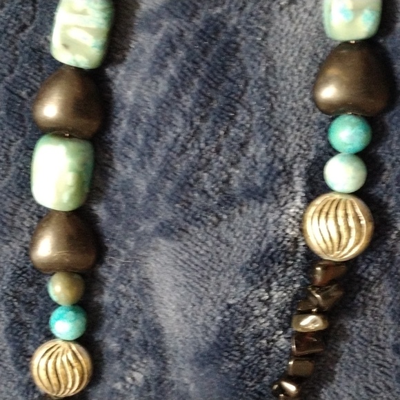 Necklace - Picture 2 of 2